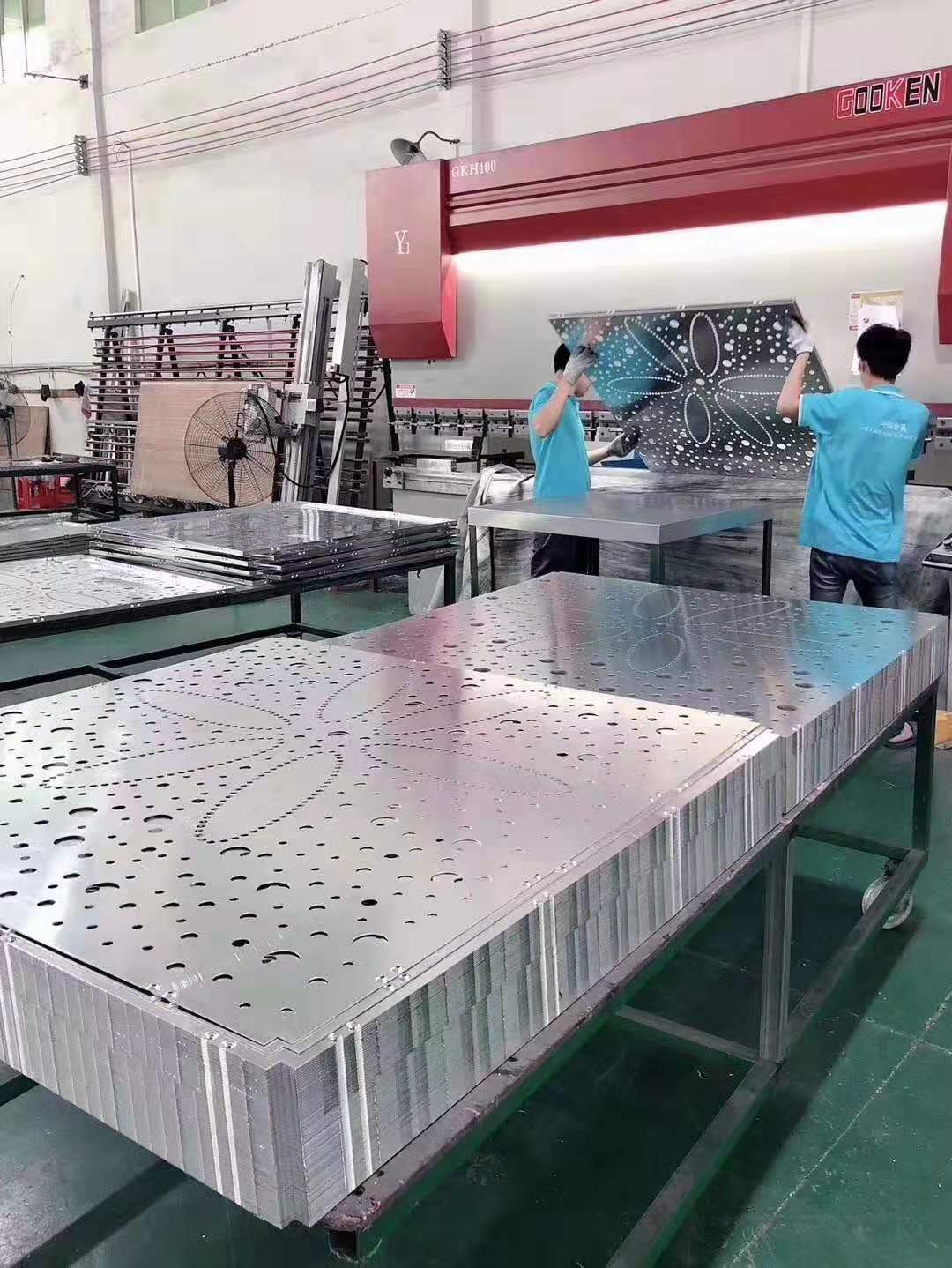 百色铝单板雕花加工 思铝金属制品的专业之道